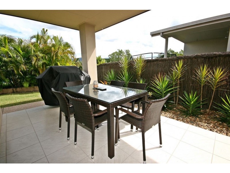 60 Valley, Cannonvale QLD 4802