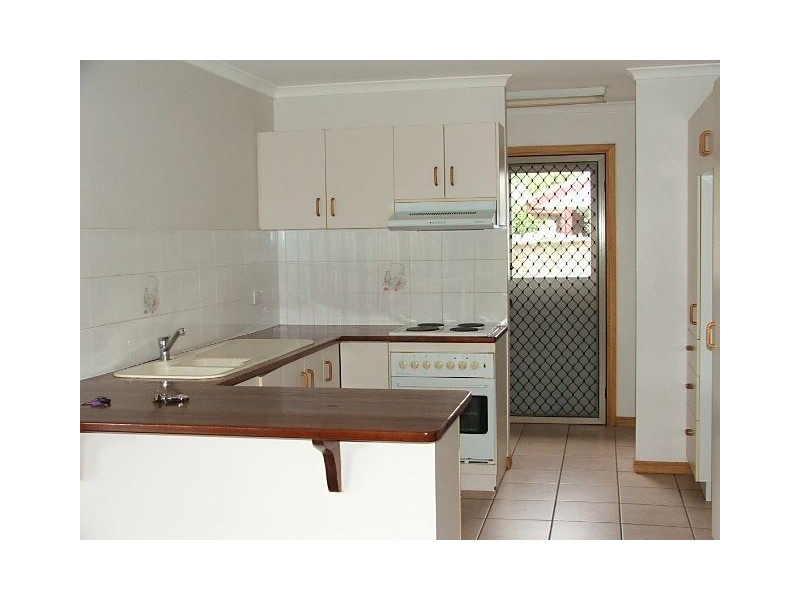 5 Grace Avenue, Cannonvale QLD 4802