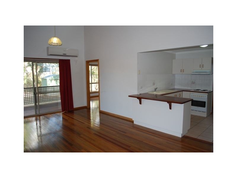 5 Grace Avenue, Cannonvale QLD 4802