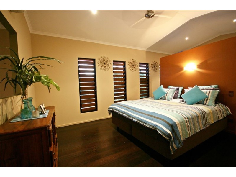 24 Kingfisher Terrace, Jubilee Pocket QLD 4802