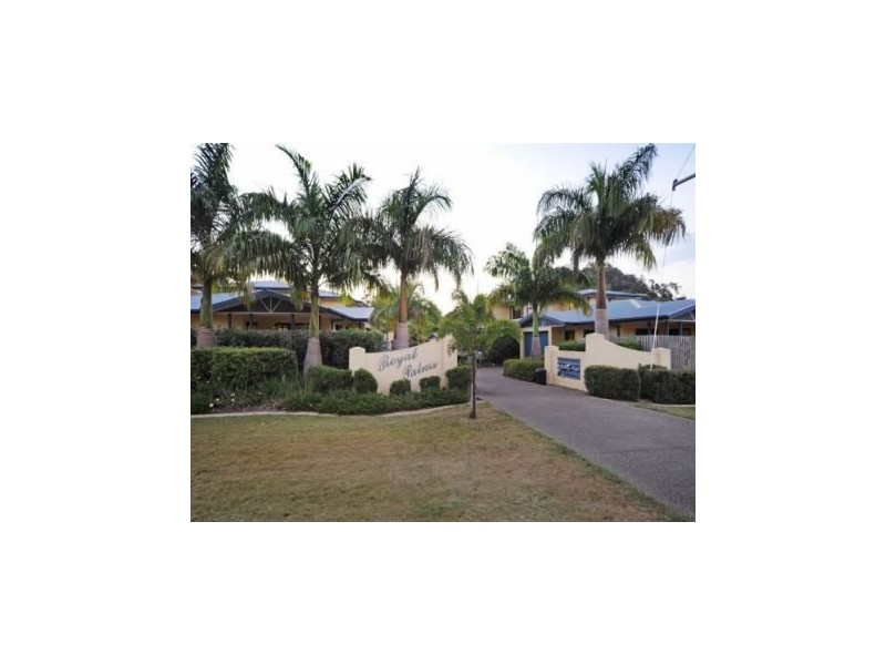 16/16 Beach Road, Cannonvale QLD 4802