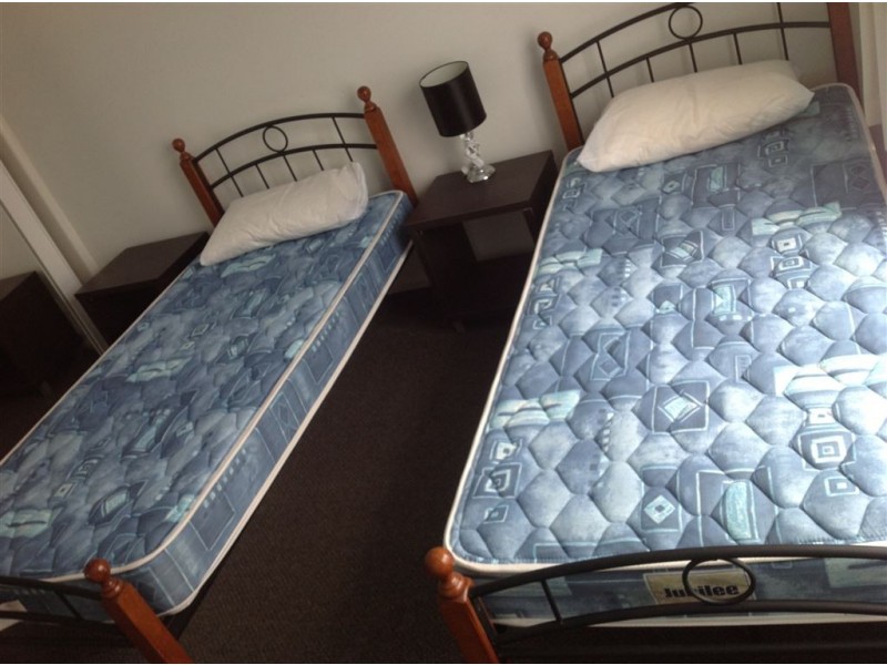 16/16 Beach Road, Cannonvale QLD 4802