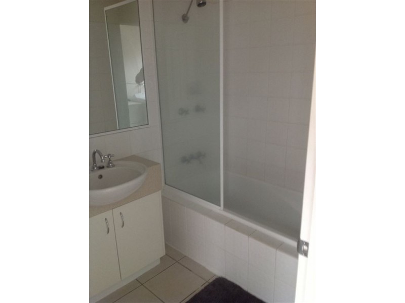 16/16 Beach Road, Cannonvale QLD 4802