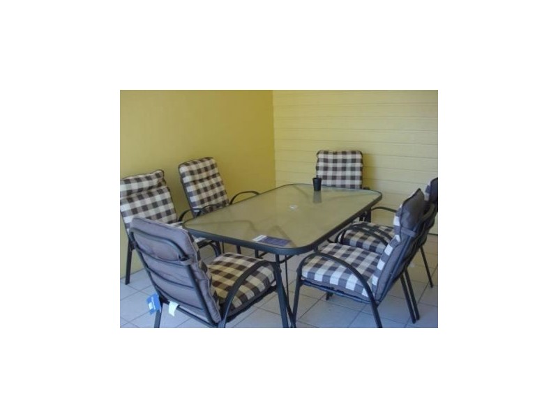 16/16 Beach Road, Cannonvale QLD 4802