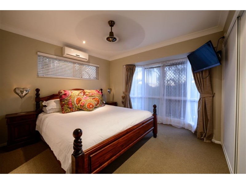 43 Country Road, Cannonvale QLD 4802