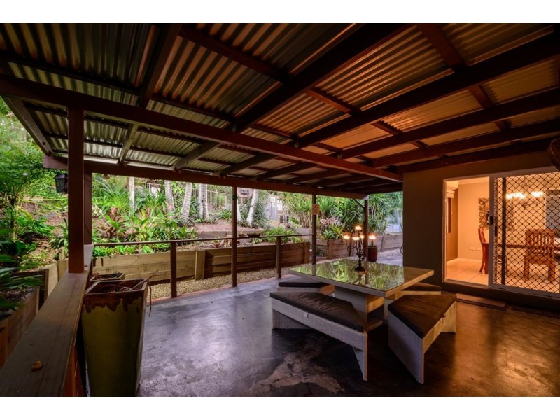 43 Country Road, Cannonvale QLD 4802