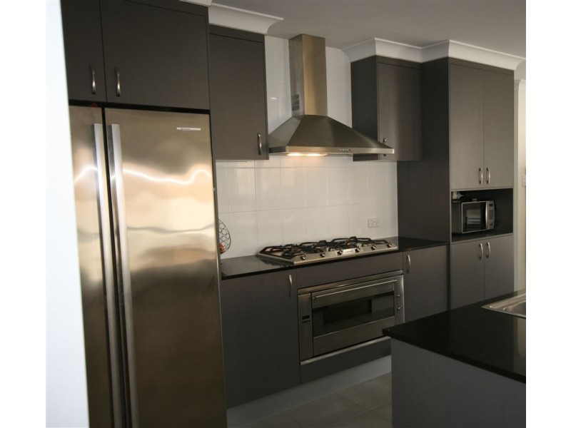 28 Abell Road, Cannonvale QLD 4802