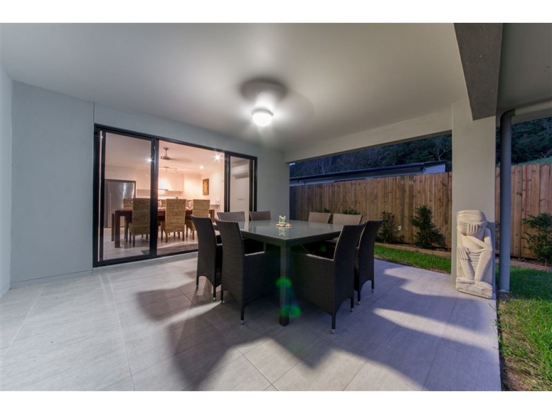 40 Twin Creek Court, Cannonvale QLD 4802