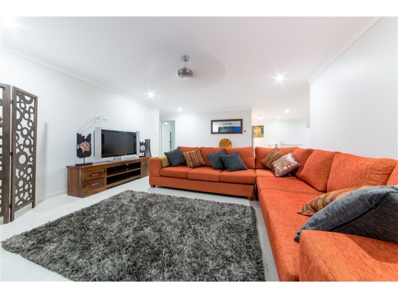 40 Twin Creek Court, Cannonvale QLD 4802