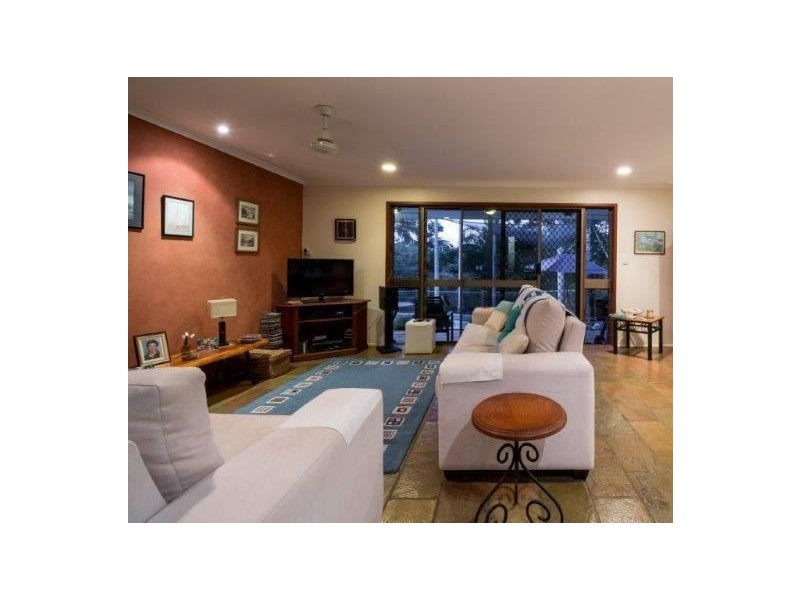 4 Muruk Crescent, Jubilee Pocket QLD 4802