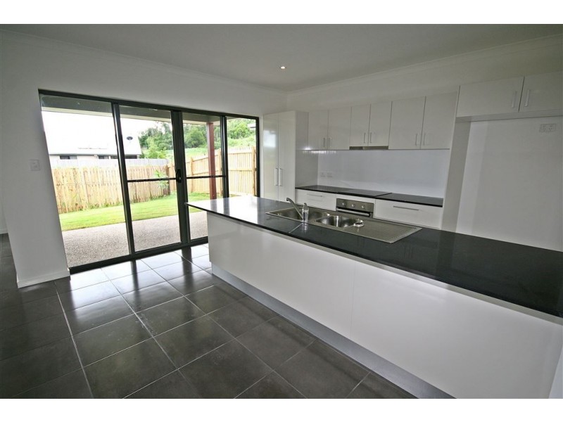 98 Fairweather Road, Cannon Valley QLD 4800