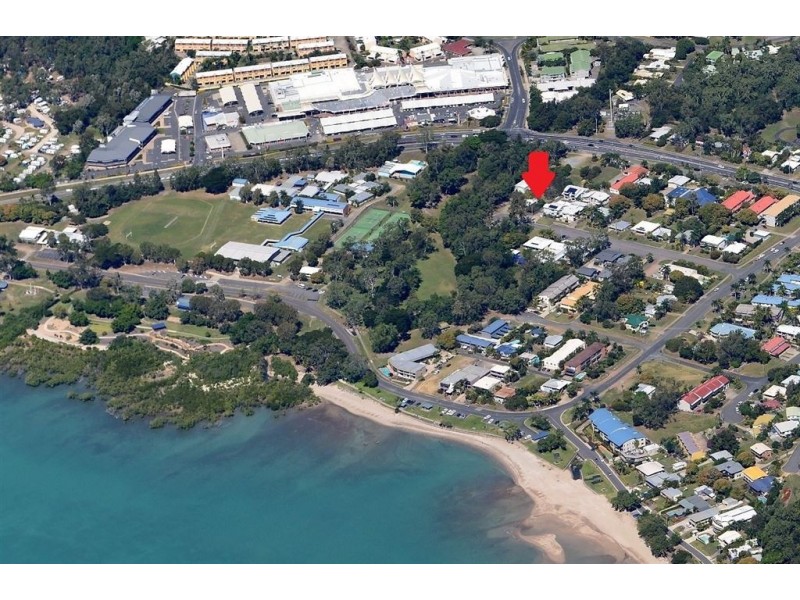 20 Schnapper Street, Cannonvale QLD 4802