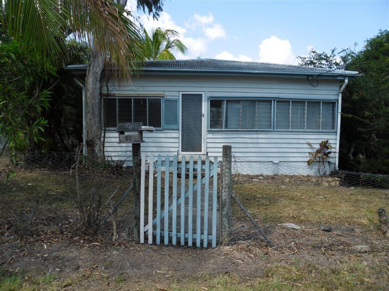 20 Schnapper Street, Cannonvale QLD 4802