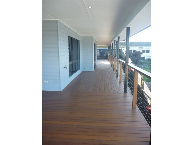 4 Simmons Street, Airlie Beach QLD 4802