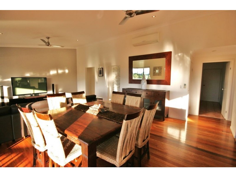 39 Jones Road, Cannonvale QLD 4802