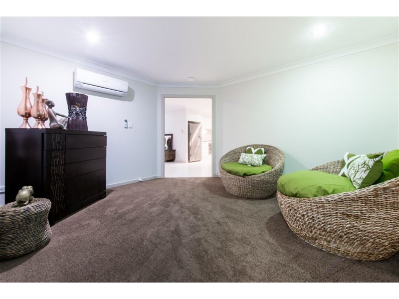 47 Twin Creek Court, Cannonvale QLD 4802