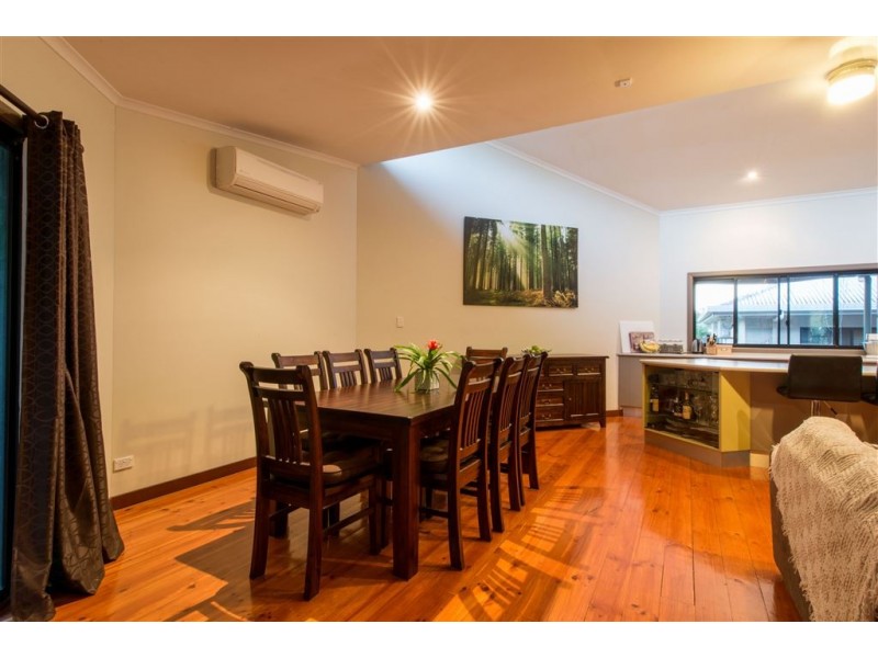 64 Valley Drive, Cannonvale QLD 4802