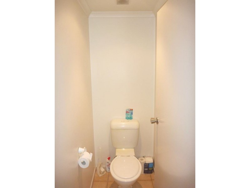 15/2 Erromango, Jubilee Pocket QLD 4802