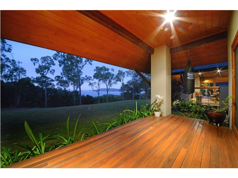 75 Pringle Road, Cannonvale QLD 4802