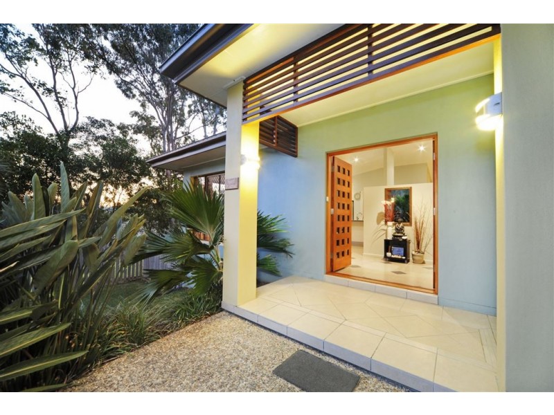 16 Links Drive, Cannonvale QLD 4802