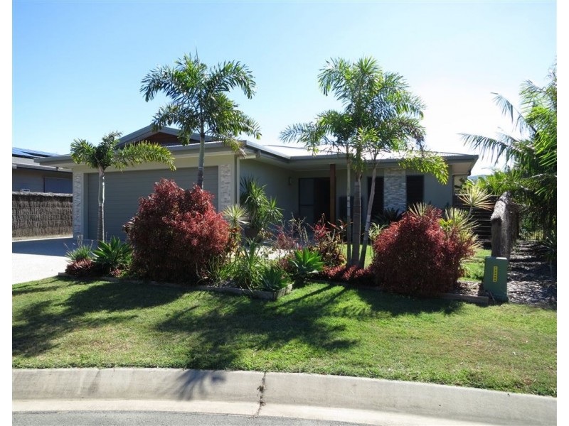 25 Waite Creek Court, Cannonvale QLD 4802