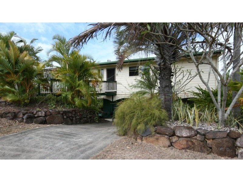 18 Macarthur Drive, Cannonvale QLD 4802
