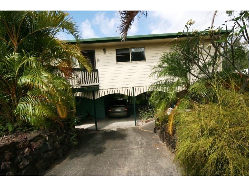 18 Macarthur Drive, Cannonvale QLD 4802