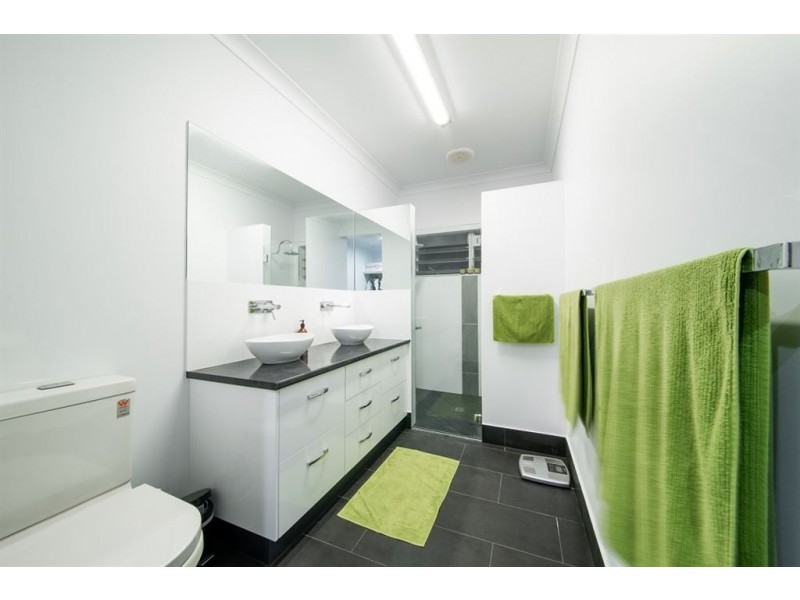 13 Airlie Views, Airlie Beach QLD 4802