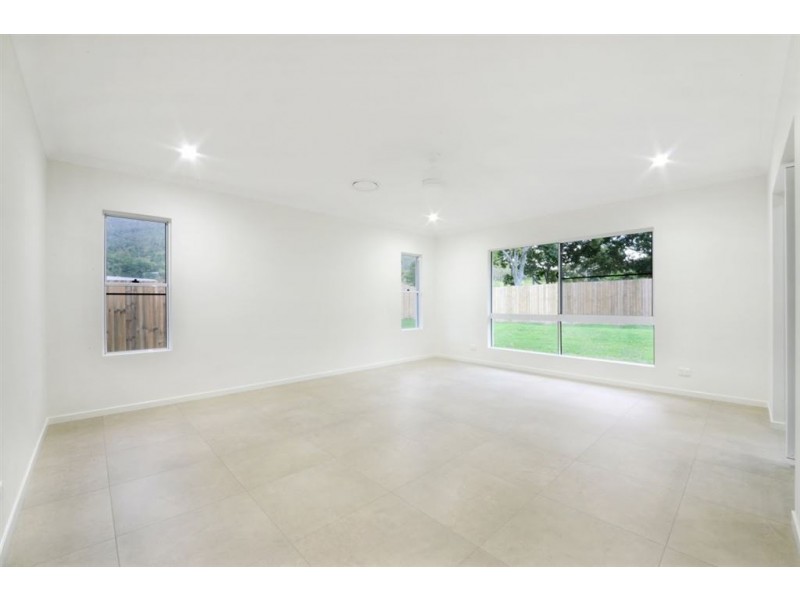 7 Homestead Place, Cannon Valley QLD 4800