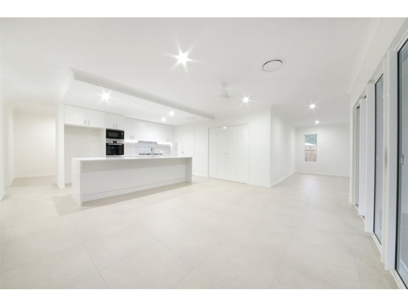 7 Homestead Place, Cannon Valley QLD 4800