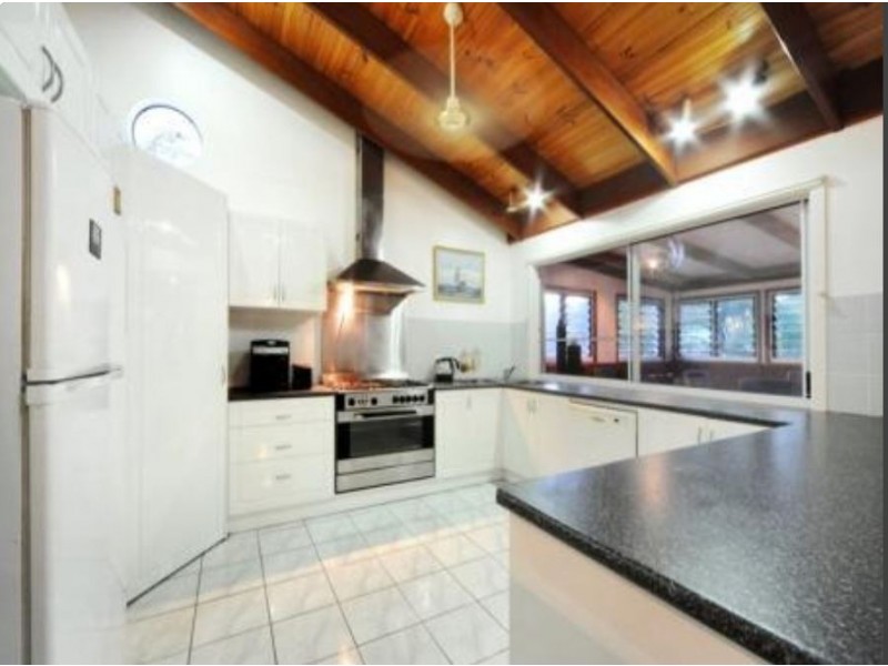 68 Pioneer Drive, Dingo Beach QLD 4800