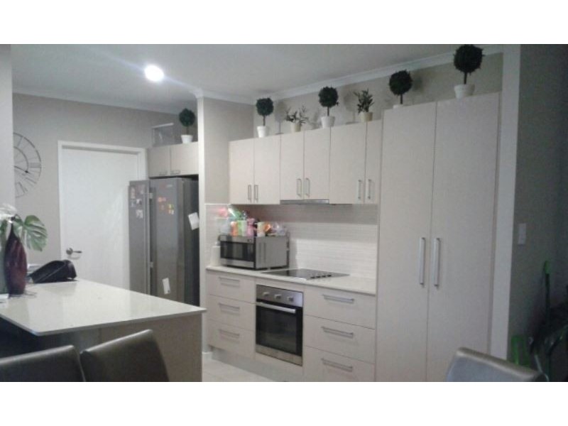 32 Ridge View Road, Cannonvale QLD 4802