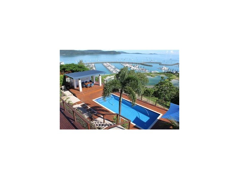 14 Kara Crescent, Airlie Beach QLD 4802
