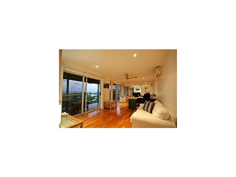 14 Kara Crescent, Airlie Beach QLD 4802