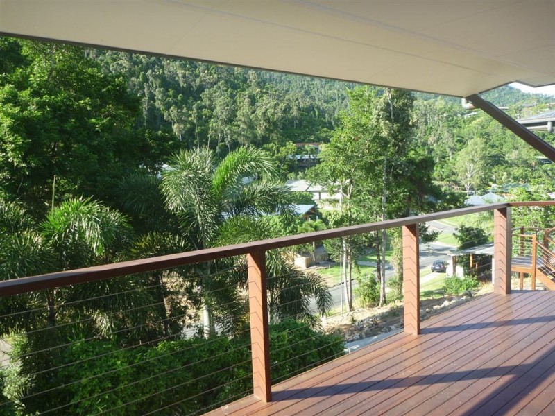 45 Eshelby Drive, Cannonvale QLD 4802