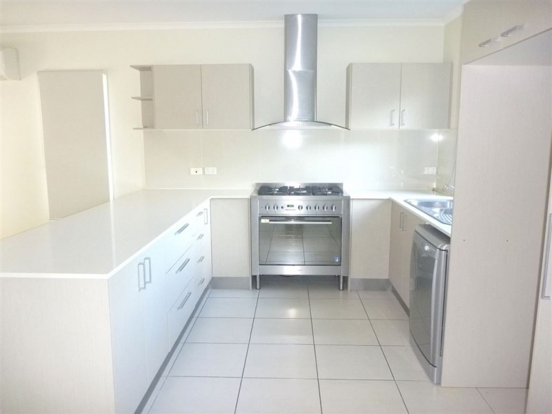 45 Eshelby Drive, Cannonvale QLD 4802