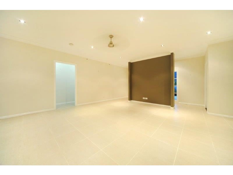 12 Rainbow Place, Jubilee Pocket QLD 4802