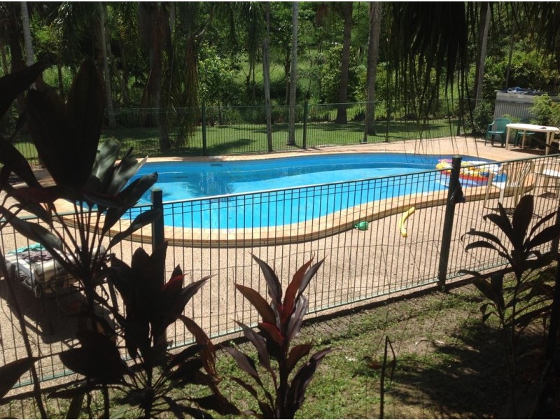 2/15 Tropic Rd, Cannonvale QLD 4802