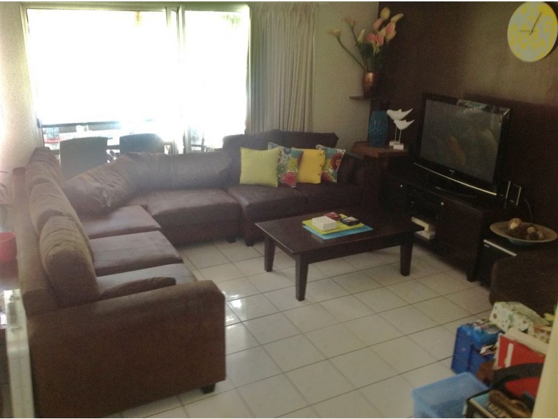 2/15 Tropic Rd, Cannonvale QLD 4802