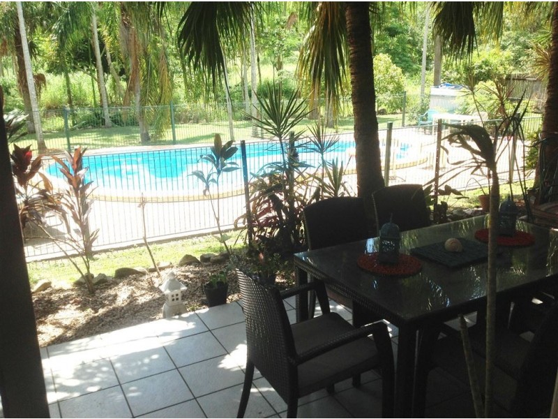 2/15 Tropic Rd, Cannonvale QLD 4802