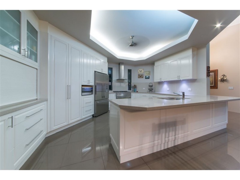 145 Kookaburra Drive, Cannon Valley QLD 4800