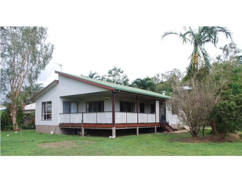 5 Grace Avenue, Cannonvale QLD 4802