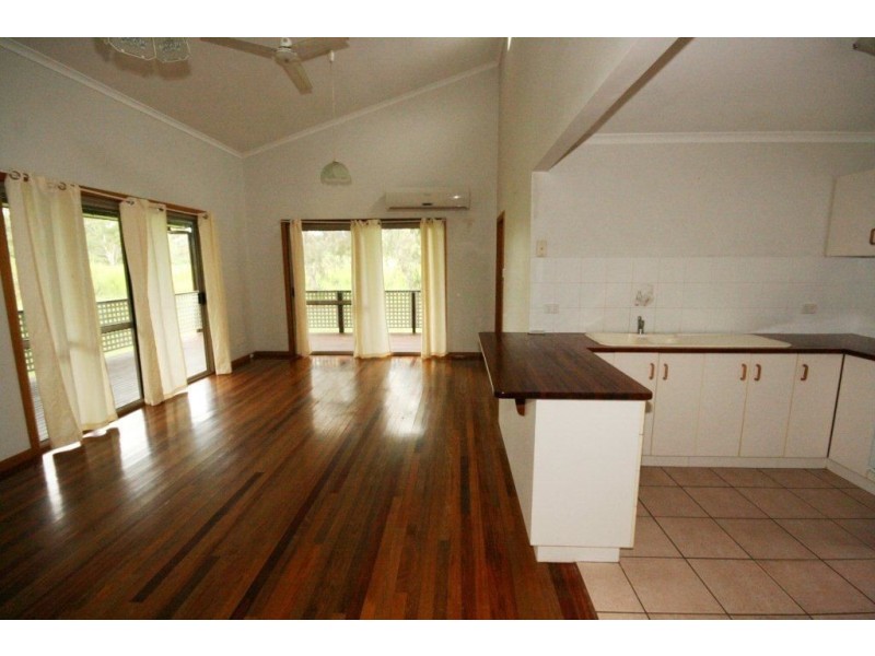 5 Grace Avenue, Cannonvale QLD 4802