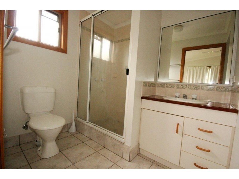 5 Grace Avenue, Cannonvale QLD 4802