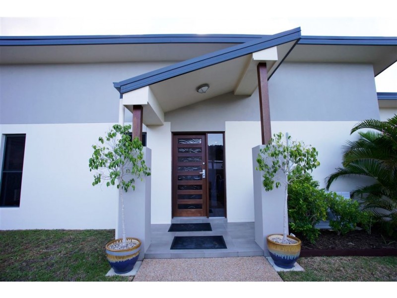 4 St Bees Boulevard, Jubilee Pocket QLD 4802