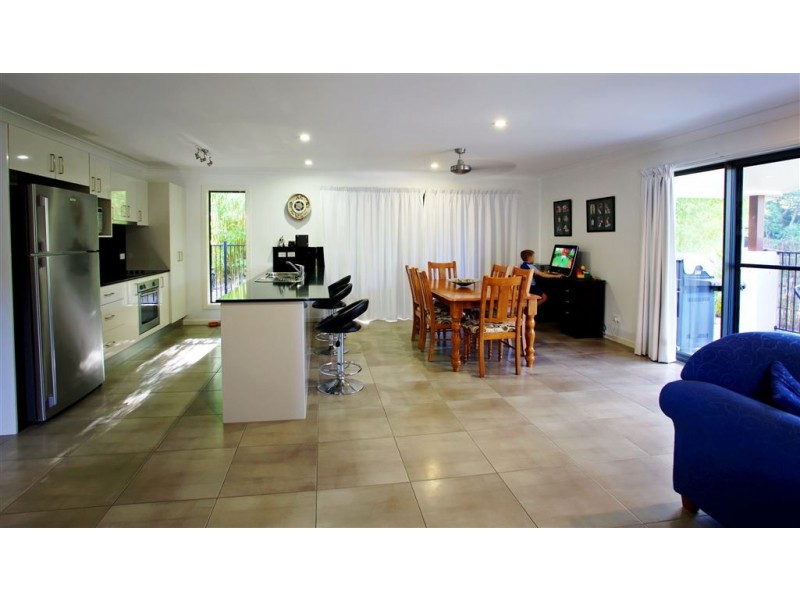 4 St Bees Boulevard, Jubilee Pocket QLD 4802