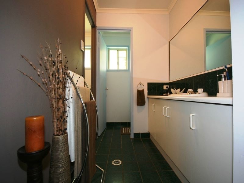 4 Catherine Cres, Jubilee Pocket QLD 4802