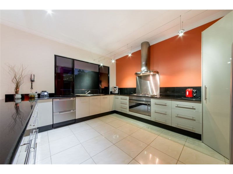 114 Orchid Road, Cannonvale QLD 4802