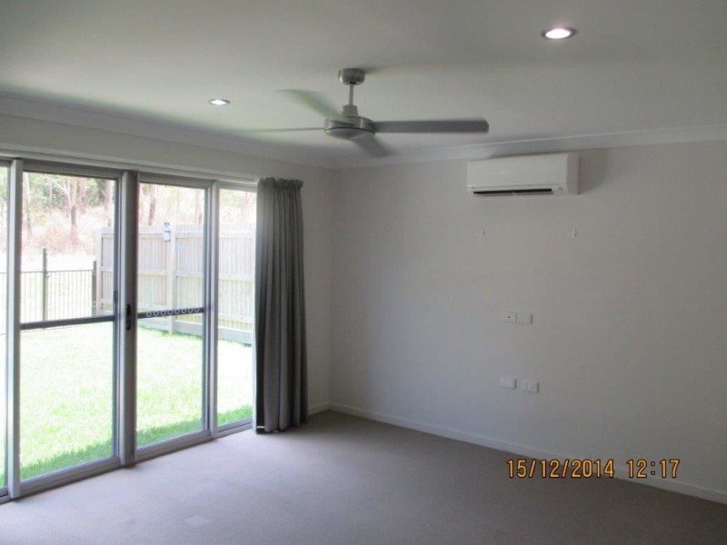 33 Endeavour Circuit, Cannonvale QLD 4802