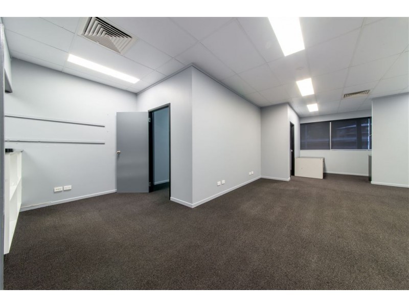 4/121 Shute Harbour Road, Cannonvale QLD 4802